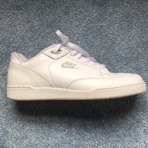 nike supreme court shoes